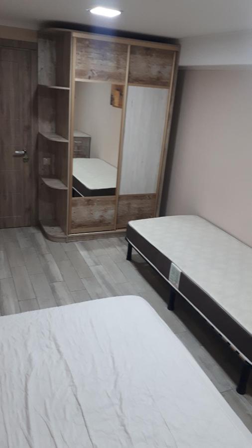 Окремі Номери В Гостьовому Будинку Типу Guest House クロプィウヌィーツィクィイ エクステリア 写真