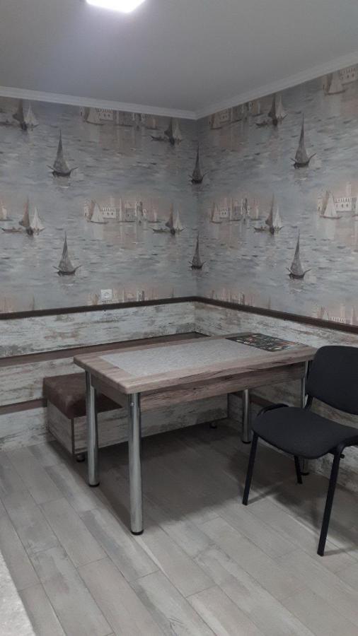 Окремі Номери В Гостьовому Будинку Типу Guest House クロプィウヌィーツィクィイ エクステリア 写真